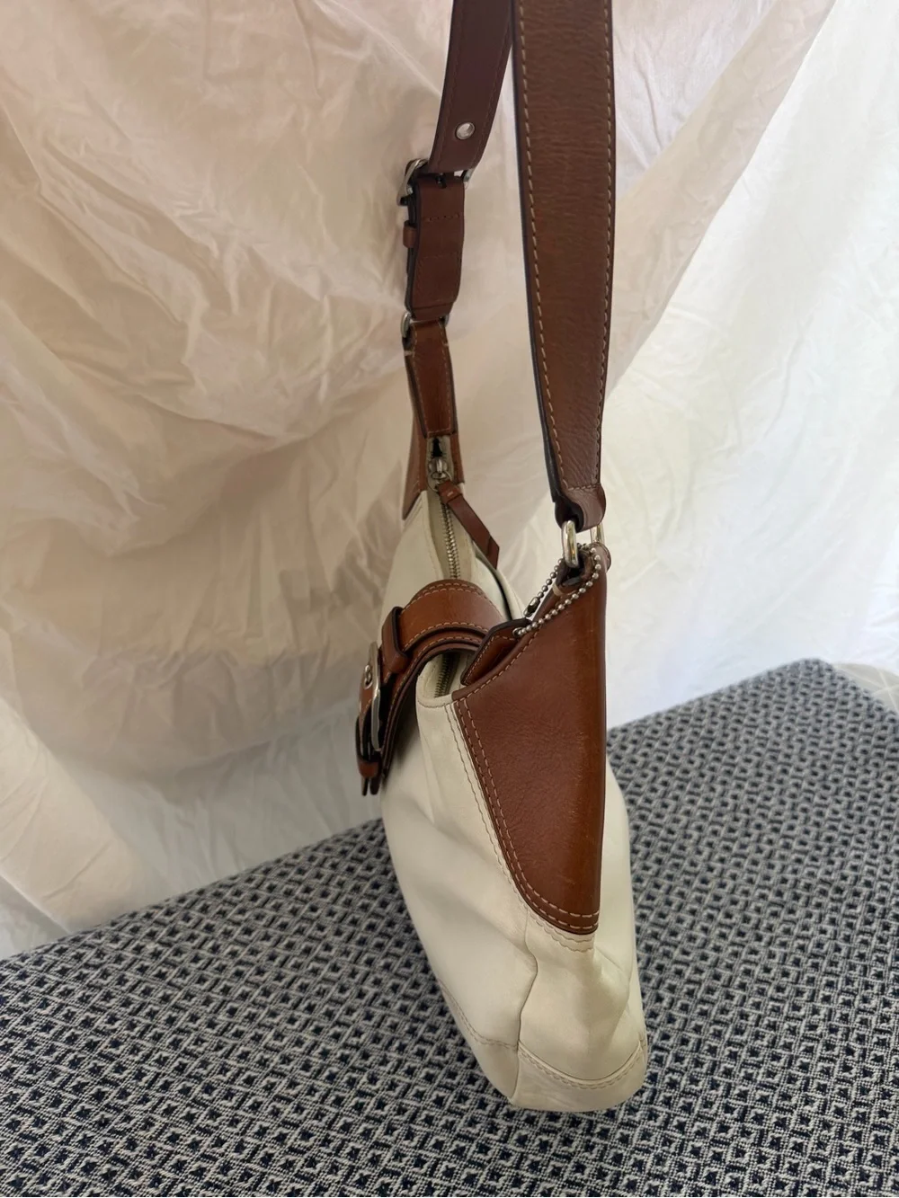 Vintage Coach Hamilton Soho Hobo Bag White Leather Silver Buckle F11197 Y2K